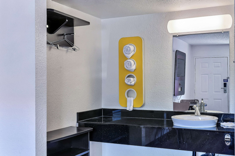 Others 5, Motel 6 Pleasanton, CA, Alameda
