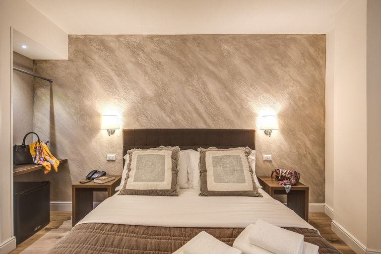 Bedroom 4, River Luxury Suites, Rome