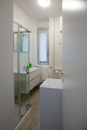 Bathroom 5, Home Hotel - Treviso 6, Milano
