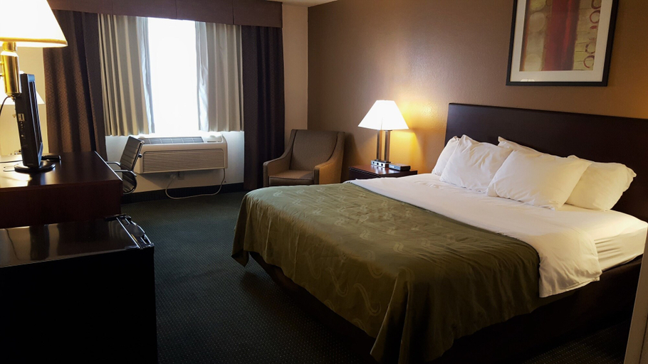 Bedroom 3, Quality Inn Ozark-Springfield South, Christian