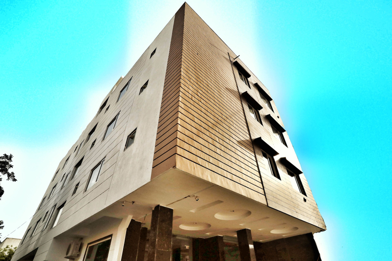 Exterior & Views 2, Hotel Aerocity Purple Orchid, West