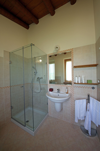 Bathroom 5, Residence Borgo Mondragon, Verona