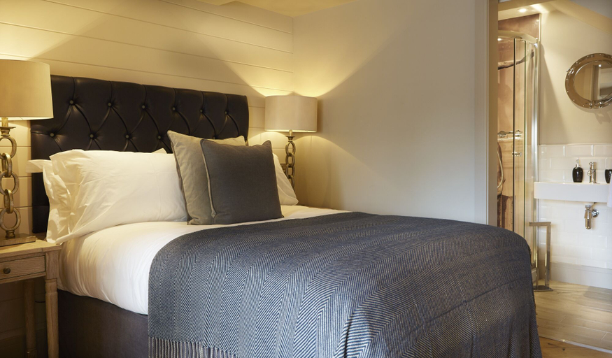 Bedroom 2, Mayfield Hotel, North Yorkshire