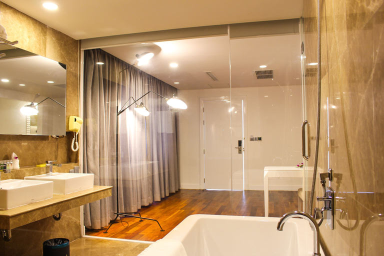 Bathroom 5, Grand Sokhalay Hotel, Siem Reap