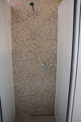 Bathroom 4, Guest House Miss Depolo, Belgrade