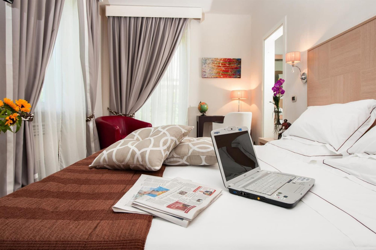 Bedroom 3, Villa Maria Cristina, Caserta