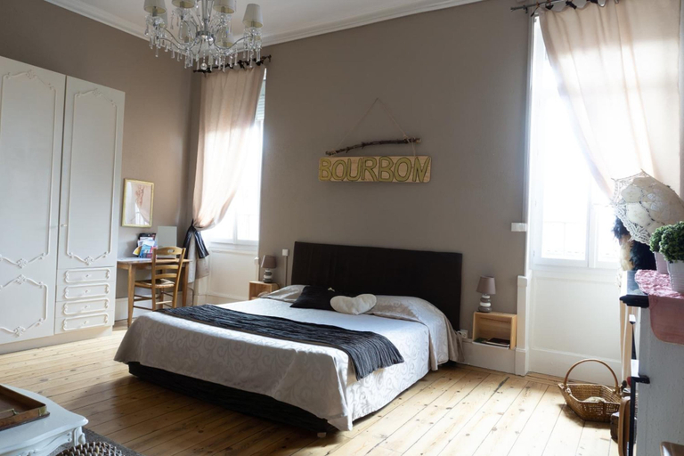 Bedroom 4, Vanille Bourbon, Tarn-et-Garonne