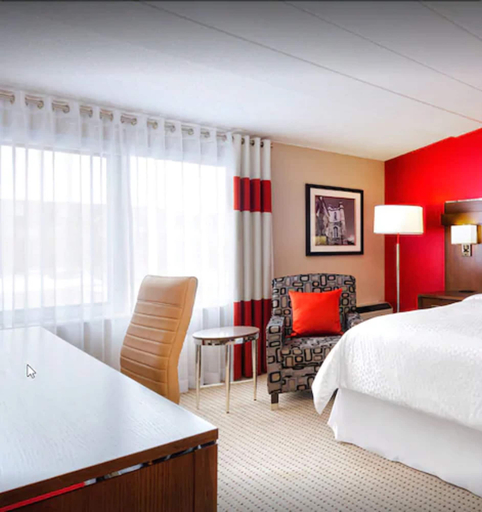 Bedroom 3, Four Points by Sheraton London, Middlesex