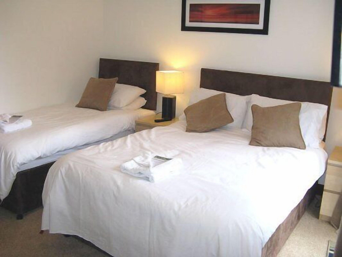 Bedroom 3, Dumfries Villa, Dumfries and Galloway