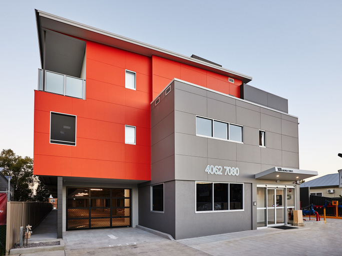 Exterior & Views 2, East Maitland Executive Apartments, Maitland