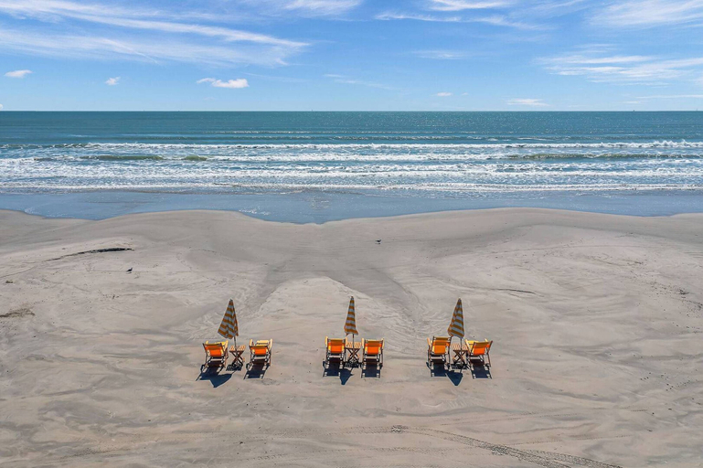 Others 4, Ocean Breeze at Sunflower, Nueces