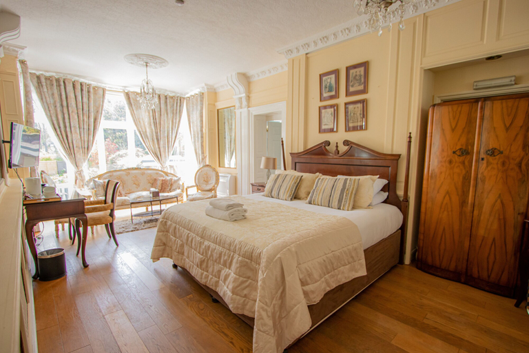 Bedroom 2, Cley Hall Hotel, Lincolnshire