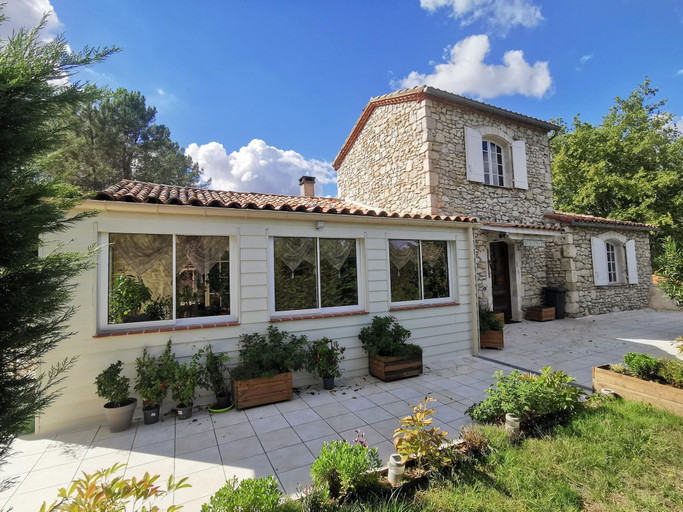 Exterior & Views 2, Domaine des 3 Cyprès Chez Nath & Pat, Lot-et-Garonne