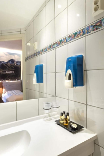 Bathroom 4, Senja Hotell, Lenvik