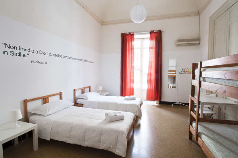Bedroom 3, Mamamia Hostel and Guesthouse, Palermo