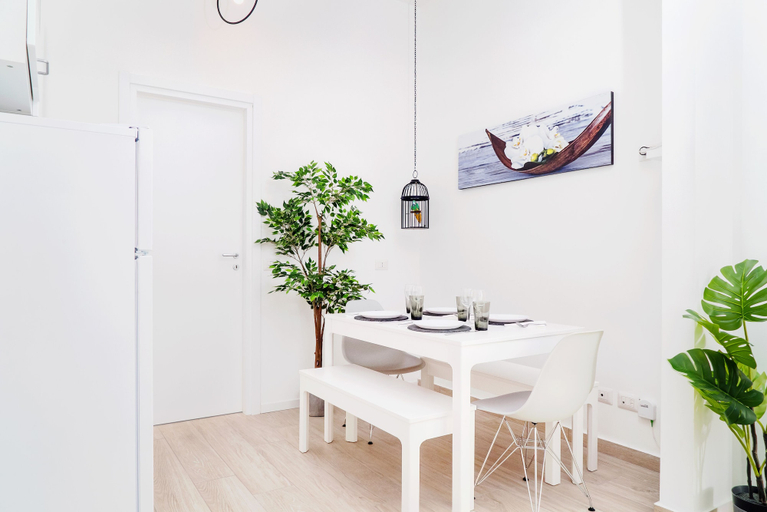 Others 4, Orti - Modern Apartment Porta Romana, Milano