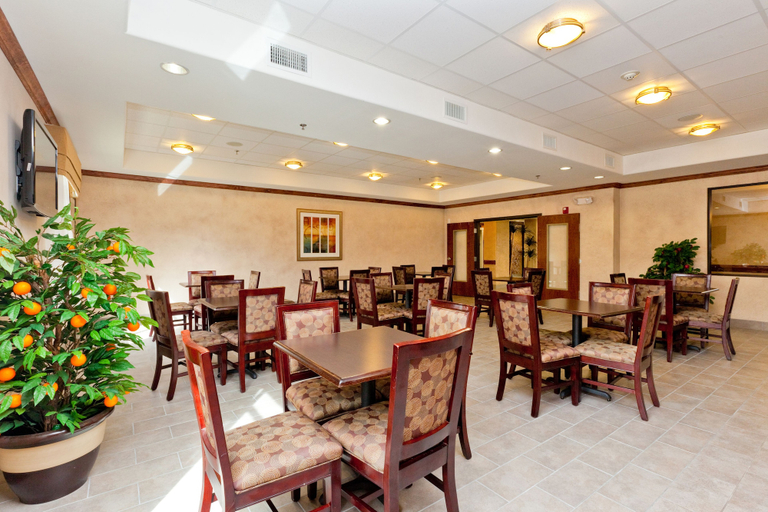 Food & Drinks 5, Sleep Inn & Suites Highway 290/NW Freeway, Houston