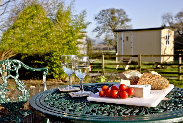 Food & Drinks 4, Middlewick Holiday Cottages, Somerset