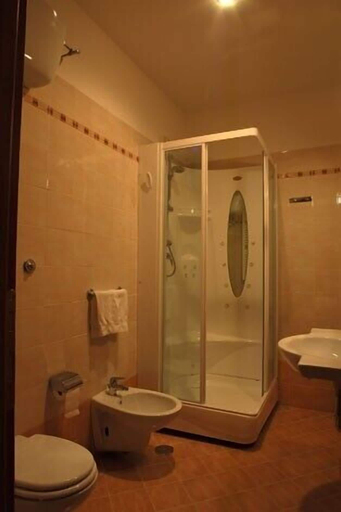 Bathroom, Bed and Breakfast Rosmini, Roma