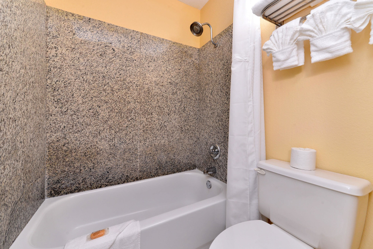Bathroom 3, Americas Best Value Inn Angleton, Brazoria