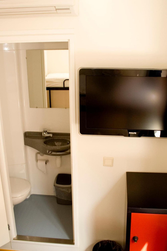 Others 5, Bud Gett Hostels, Groningen