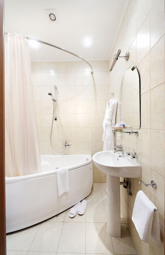 Bathroom 3, Allegro Ligovsky Prospect, Sankt-Peterburg gorsovet