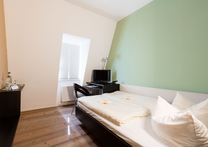 Bedroom 3, Schloss Ettersburg, Weimarer Land