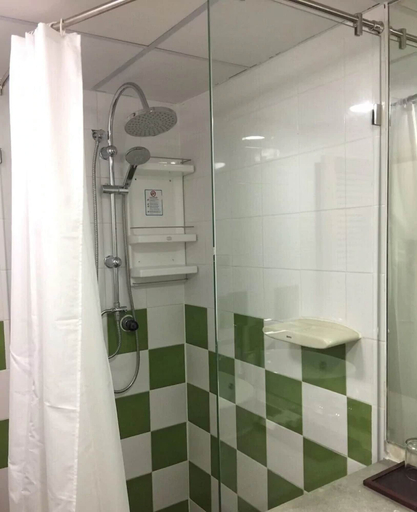 Bathroom 5, Basaya Beach Hotel & Resort, Pattaya