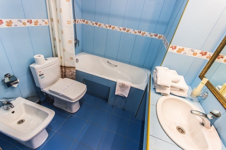 Bathroom 4, Resident Hotel, Krasnodar gorsovet