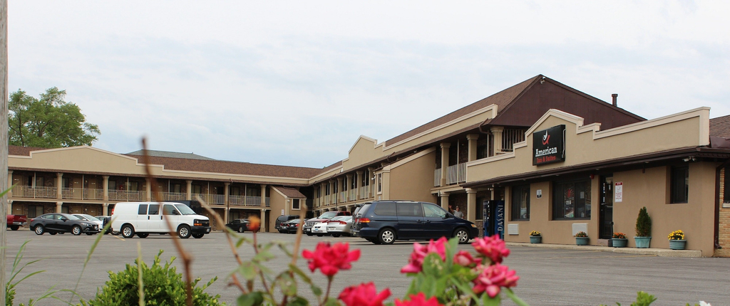 American Inn & Suites, Cook