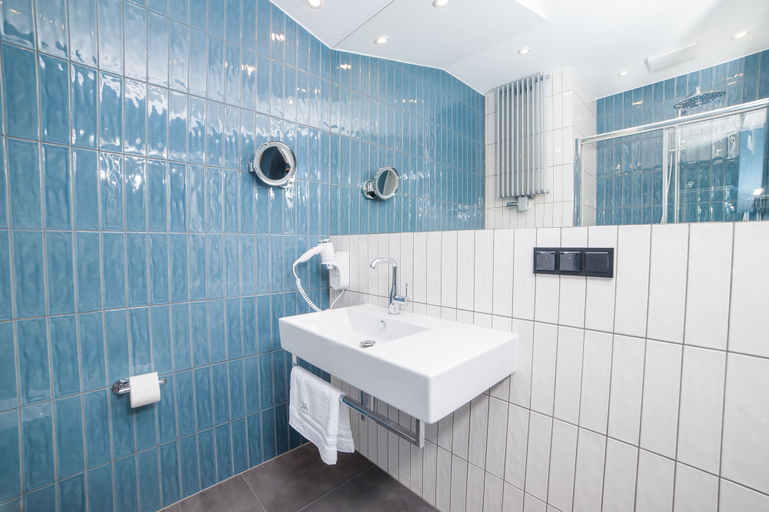 Bathroom 5, Vinfort Aparthotel - Krakow Old Town, Kraków City