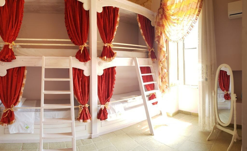 Bedroom 2, Villa I Giardini di Marzo, Lecce