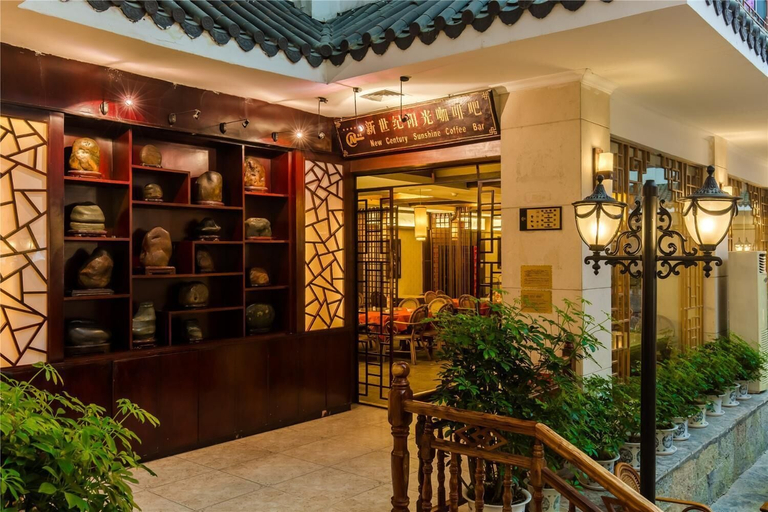 Exterior & Views 2, Yangshuo New Century Hotel VIP Building, Guilin