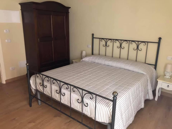 Bedroom 2, Alloggi per uso turistico A&M, Viterbo