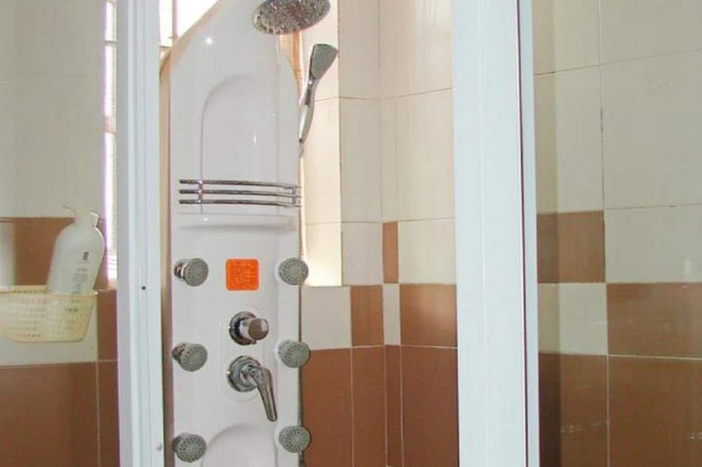 Bathroom 3, Trang An Plaza Hotel, Tây Hồ