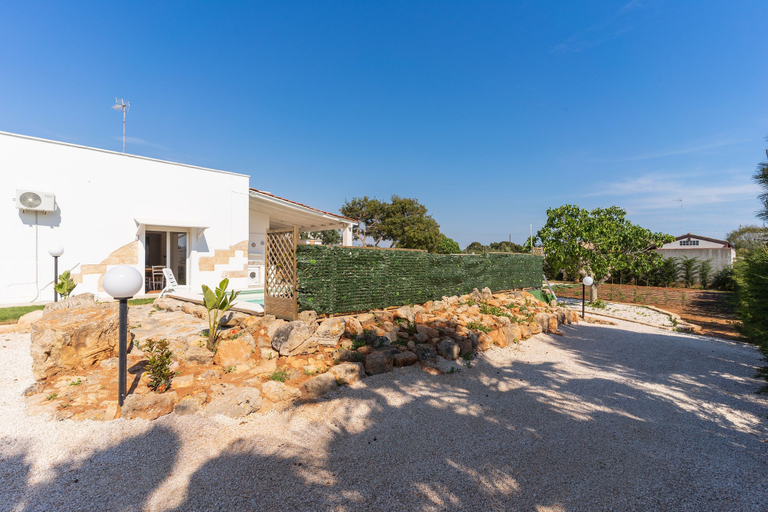 Exterior & Views 2, Villetta Marcella, Lecce
