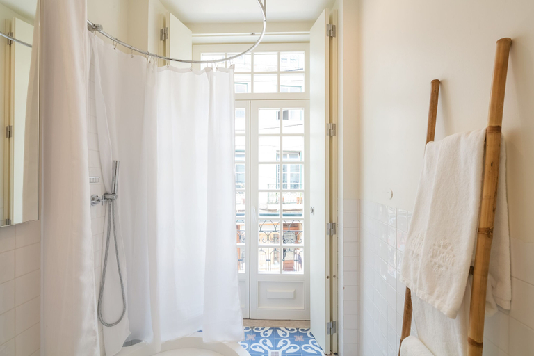 Bathroom 4, Almaria Edifício Officina Real, Lisbon