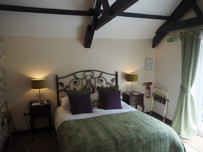 Bedroom 3, The Smugglers, Cornwall