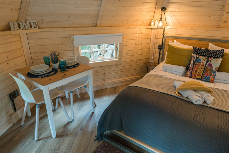 Bedroom 2, Punch Tree Cabins, Outdoor Bath & Wood Burner, South Lanarkshire