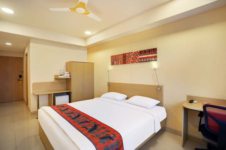 Bedroom 2, Ginger Vapi, Valsad