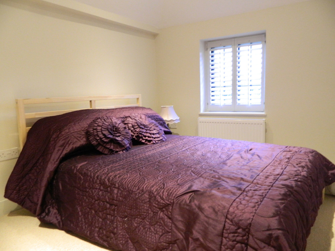 Bedroom 2, Henry VIII Cottage, Oxfordshire
