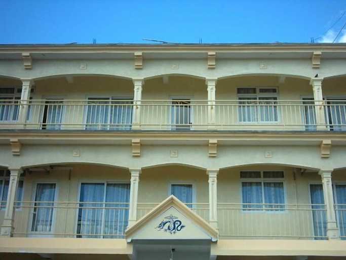 Exterior & Views 2, VillaOSoleil Apartments