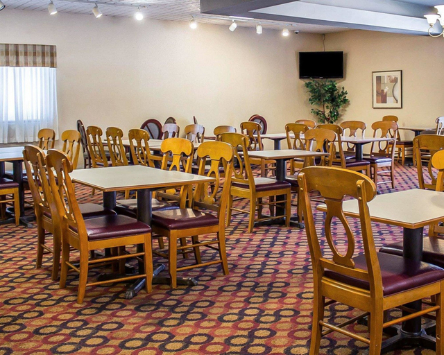 Food & Drinks 5, Wilkes-Barre Inn and Suites, Luzerne