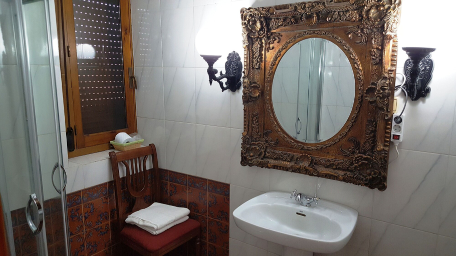 Bathroom 4, Hotel Rural Hospedería de los Calatravos, Ciudad Real