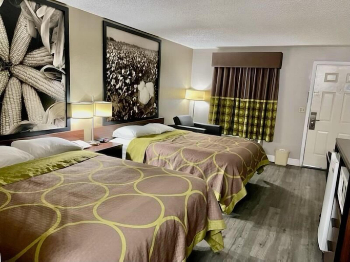 Bedroom 3, Super 8 by Wyndham Bay St. Louis, Hancock