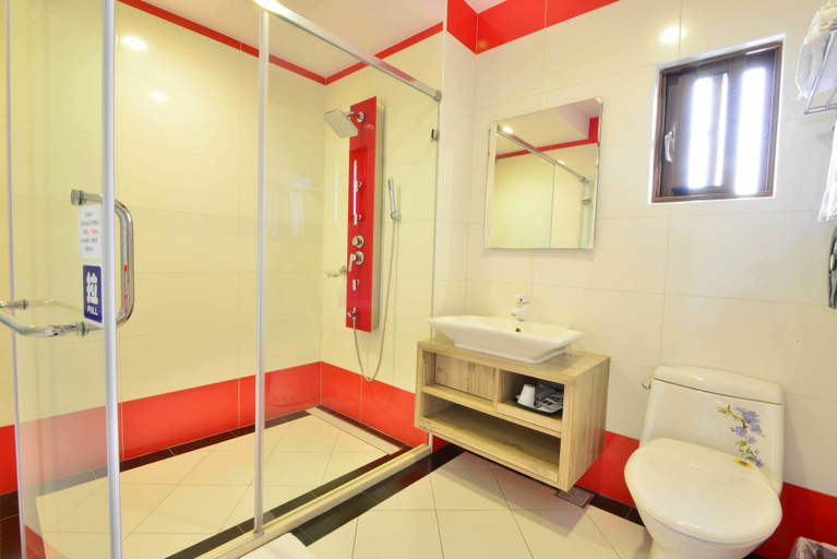 Bathroom 3, Kenting Coral Sea Resort Hotel, Pingtung