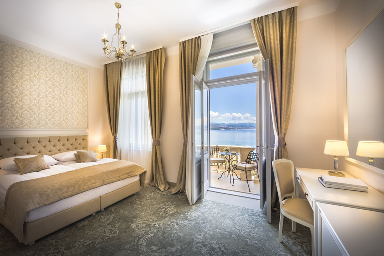 Bedroom 3, Hotel Bellevue - Liburnia, Opatija/Veprinac