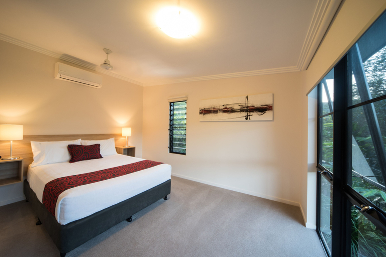 Bedroom 3, Seclude Rainforest Retreat, Whitsunday
