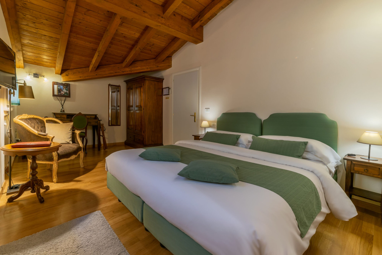 Bedroom 3, Casa Miramonte, Bologna