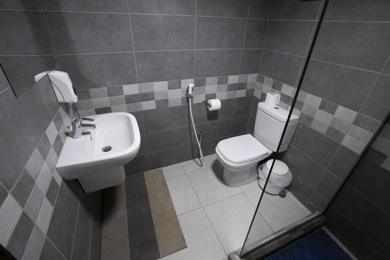 Bathroom, Jordan EcoPark, Tayybeh